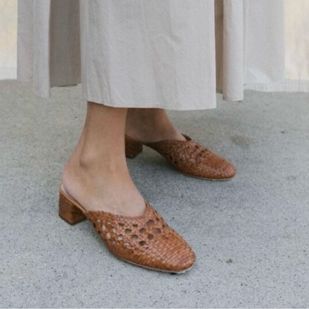 Loeffler Randall Lulu Timber Brown Woven Mules - Picture 8 of 8